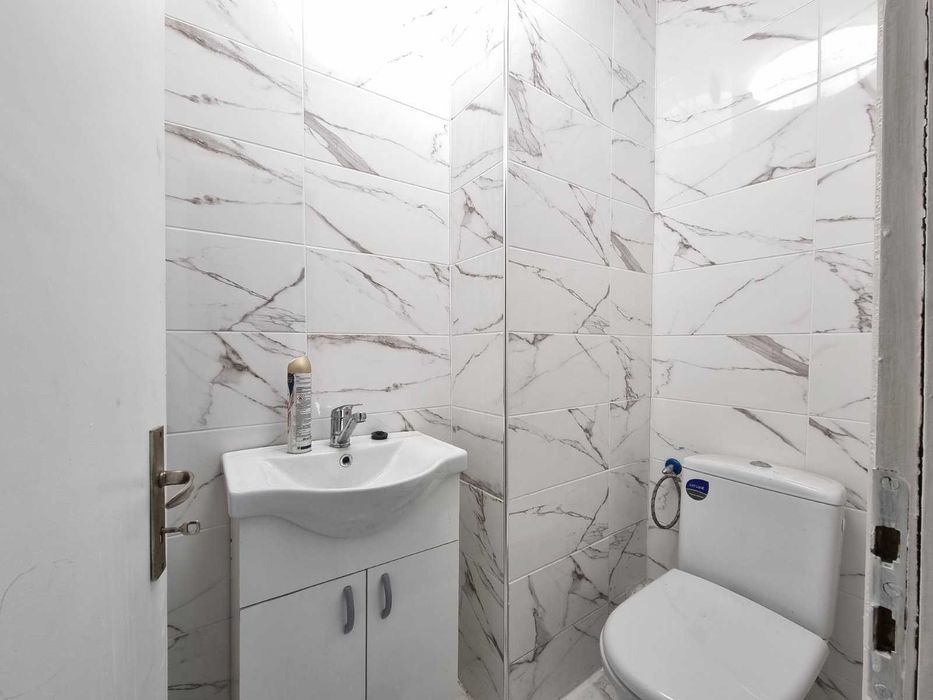 Продава се Четиристаен апартамент в София, Стрелбище - 180 кв.м за 2217 €/кв.м - Снимка #9