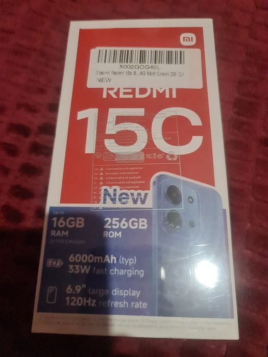 Vand 4;telefoane noi la cutie deschis doar pentru poze