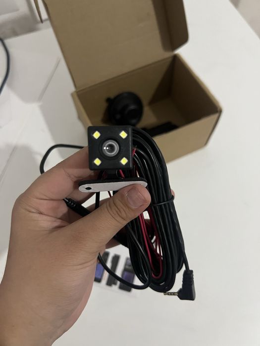 Видеорегистратор и камера заднего вида