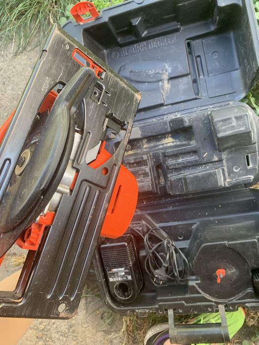 Акумолаторен ръчен циркуляр