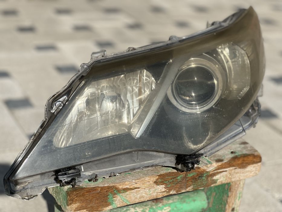 Фара Камри 50 se