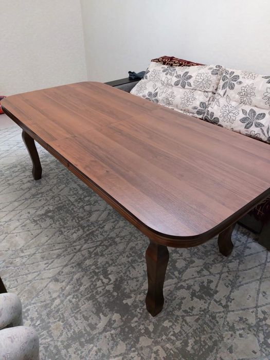 Продам стол