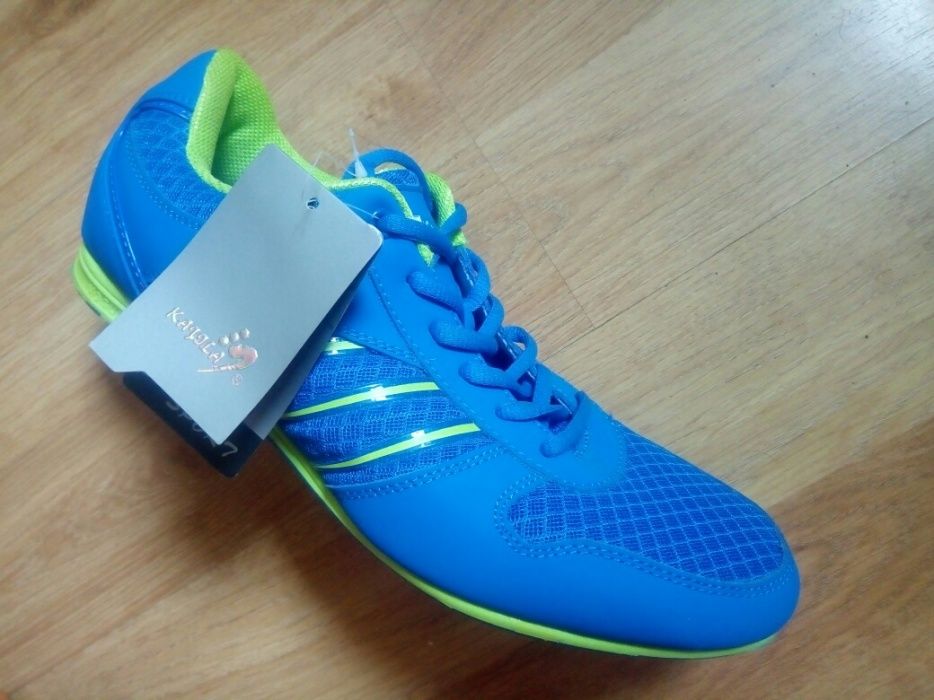 Кроссовки для туризма. 44 - 45 р.