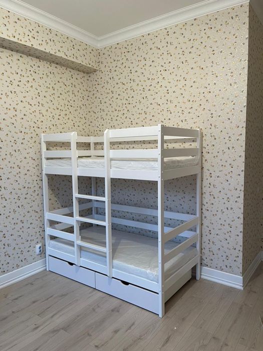 Двухяруснная кровать 160»80 с ортопед матрасами