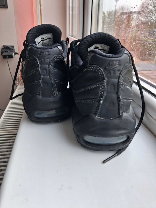 Дамски маратонки Nike - номер 38