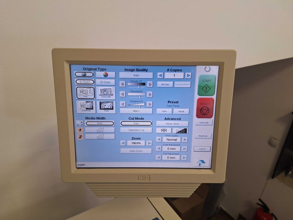 Широкоформатен цветен принтер копир скенер KIP 3000