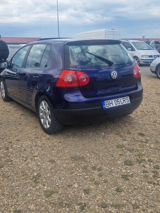 Vând golf 5 2.0 tdi