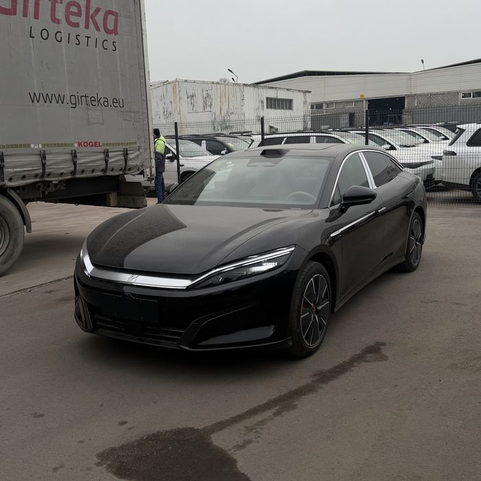 BYD Han L (701 km 1 pozitsiya)