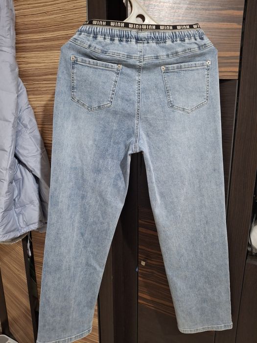 Джинсы женские..