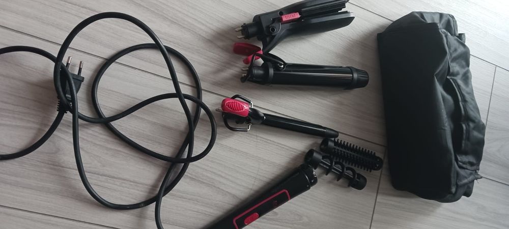 Ondulator si placa creponat parul