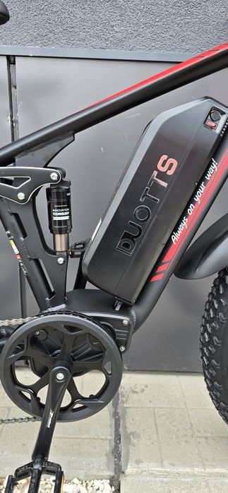 Ел. Велосипед 2х750W DUOTTS S26 26ц.Х 4.0 гуми два мотора бат.48V20Ah черно червен