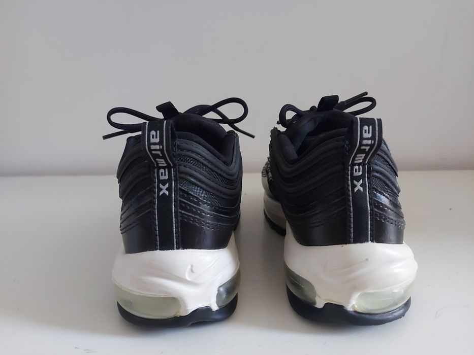 Нови Nike Air max 97 , 39 номер стелка 25см.Реално 38.5