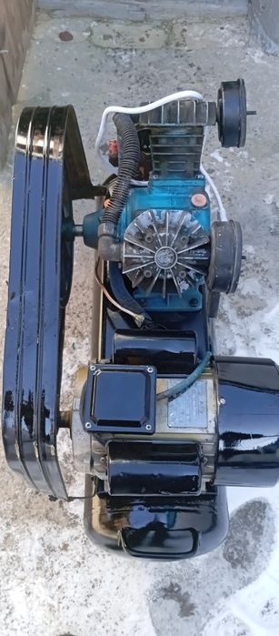 Воздушный компрессор