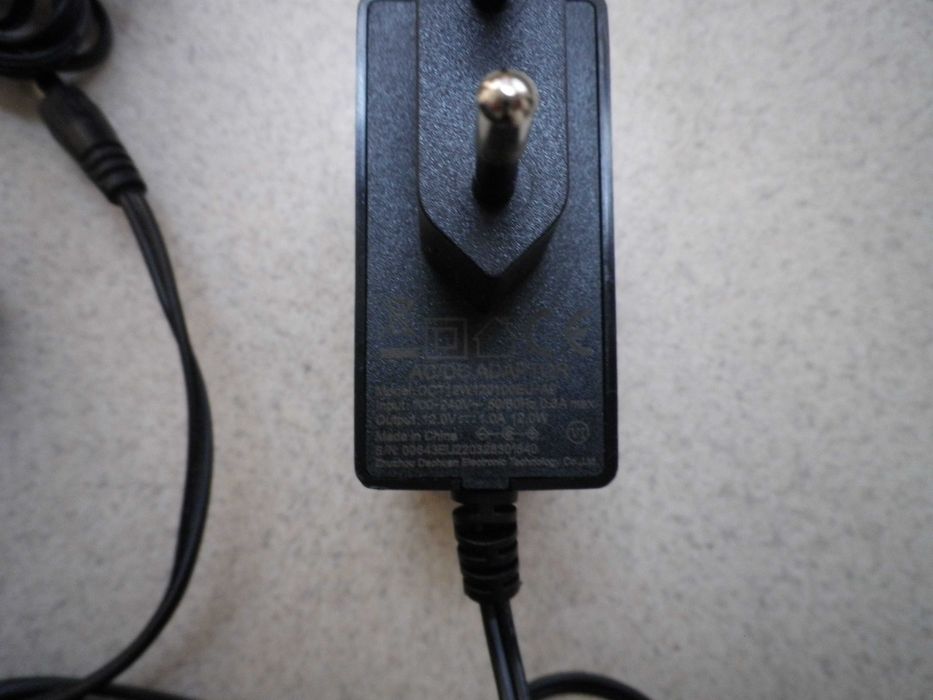 Захранващи AC/DC адаптери