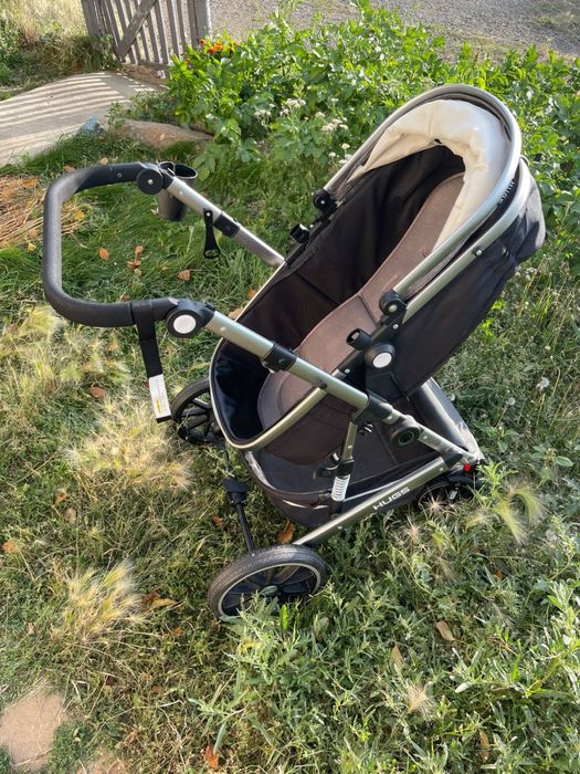 коляска детская,в отличном состоянии