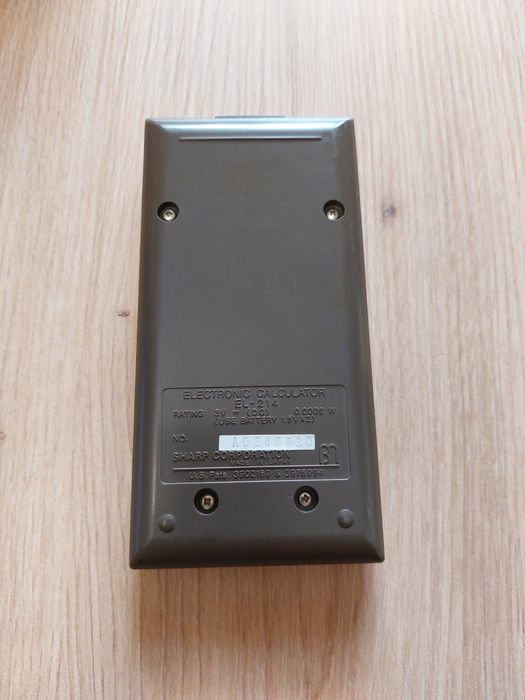 Калкулатор SHARP Elsi Mate EL-214