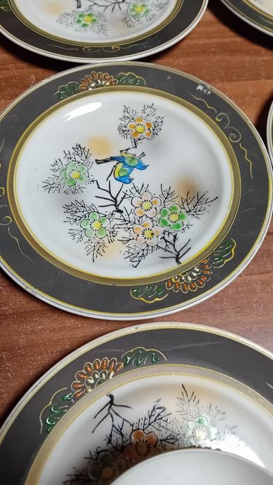 Сервиз и чинии  японски  костен  порцелан