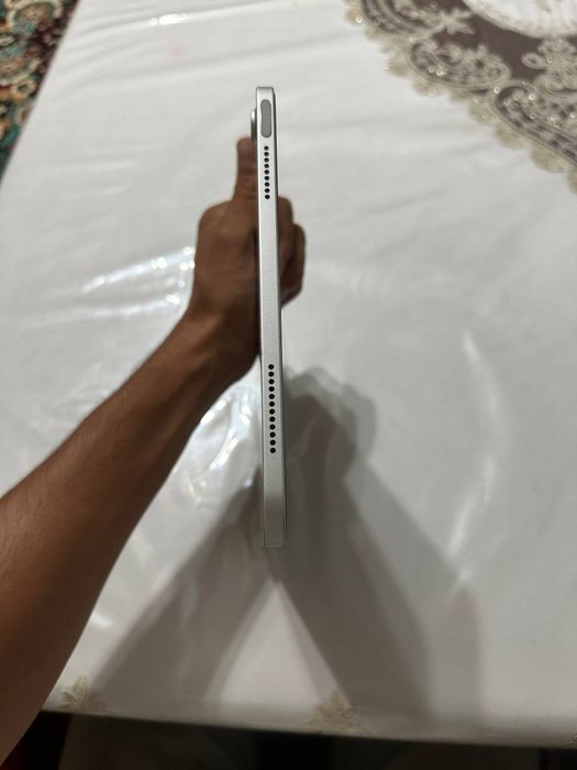 Ipad sotiladi yangi 1oy ishlatilgan