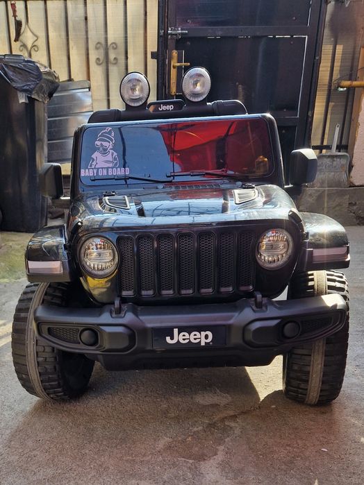 Masinuta electrica 4x4 Premier Jeep Wrangler Rubicon, 12V, pentru copi