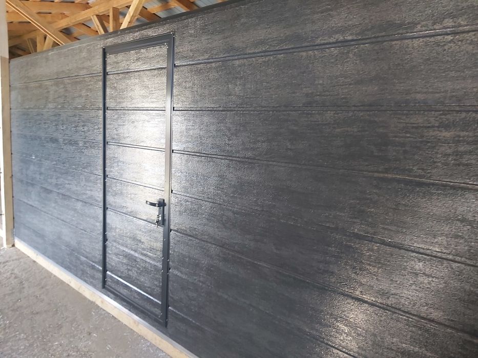 Porți de garaj gri antracit
