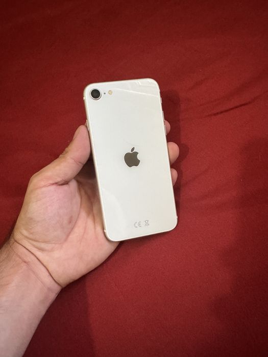 Продам Телефон Айфон SE 128Gb