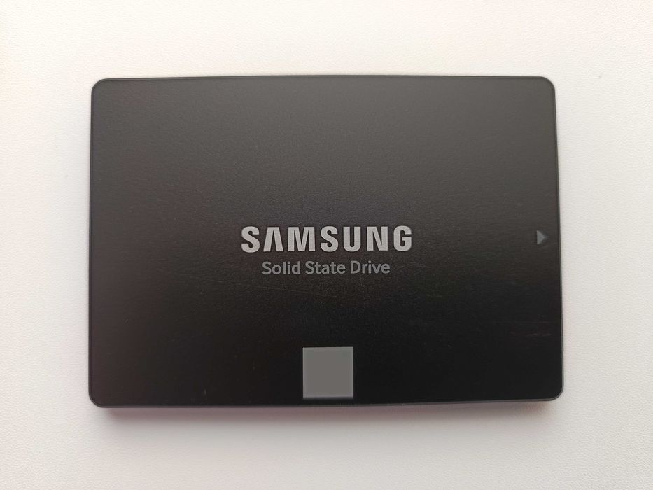 Ryzen 3900x, AsRock AB350 K4, G.Skill 2x4gb, 850 EVO 250GB, Arctic 34