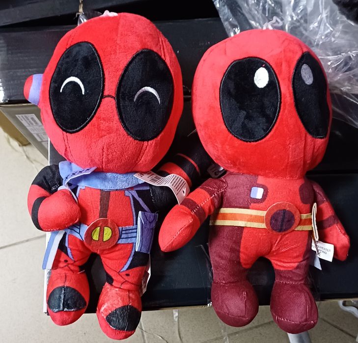 Плюшена играчка Deadpool 28см