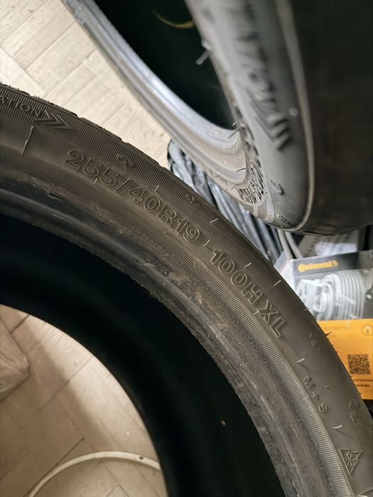 Anvelope 255/40/19 iarna