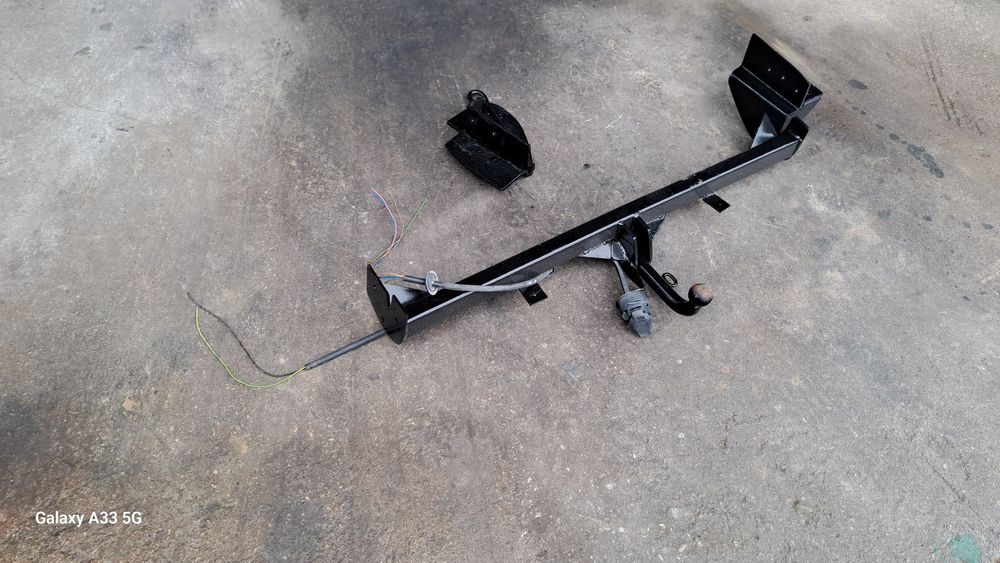 Теглич за Mazda MPV /Мазда МПВ