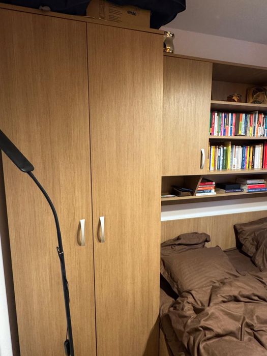 Mobila dormitor stare foarte buna