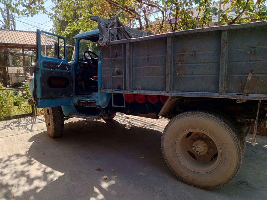 Зил сотилади, зил