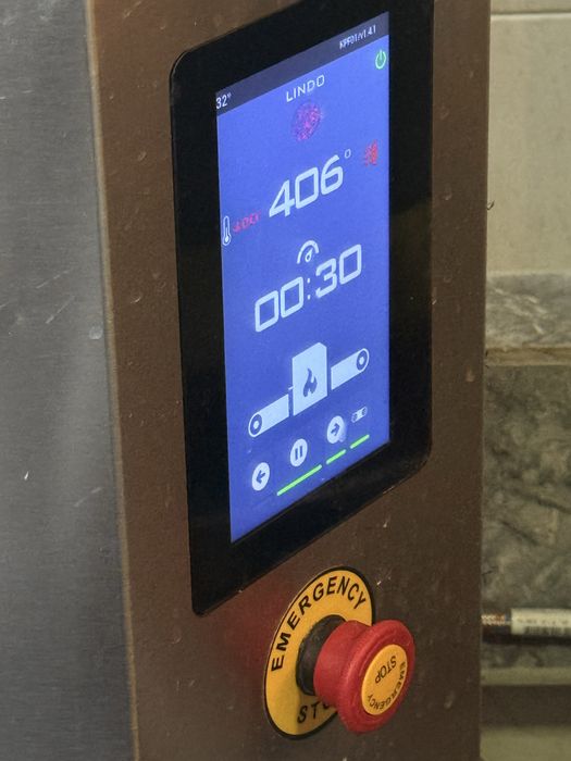 Конвейерна електрическа тунелна фурна за пици