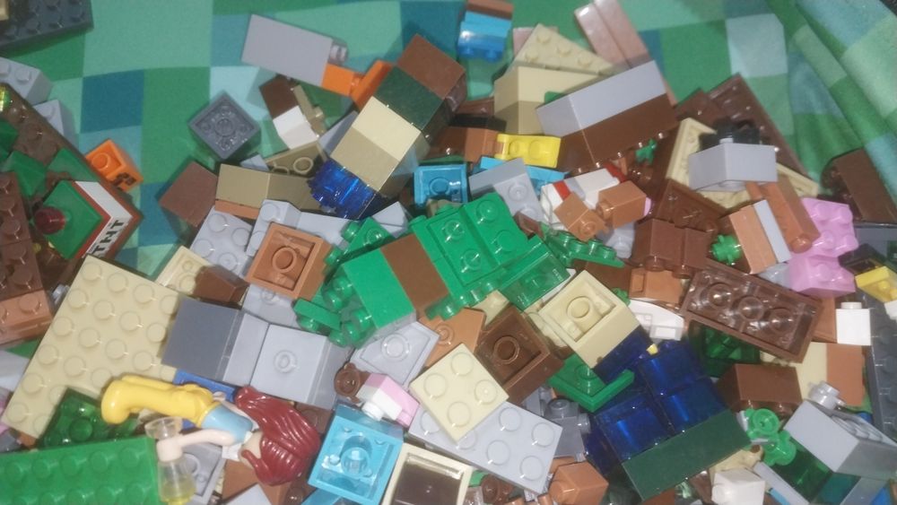 Lego Minecraft, не оригинал