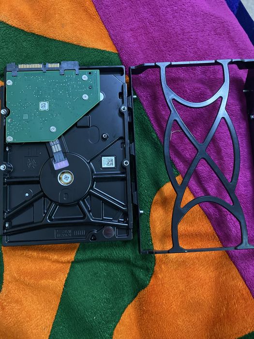HDD Жостки диск на 2 тб