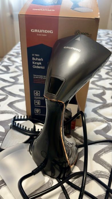 Ютия за вертикално гладене Grundig