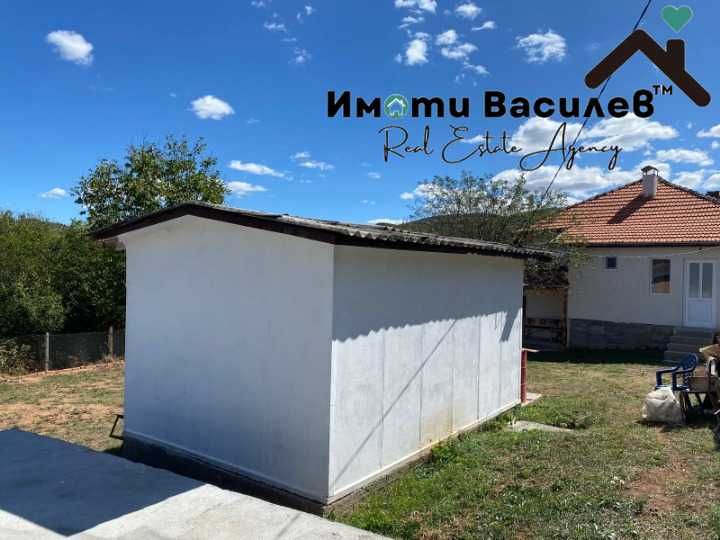 Продава КЪЩА област София, гр. Годеч с. Върбница