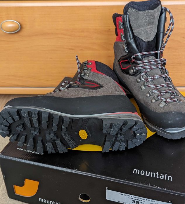 Bocanci Tehnici La Sportiva Karakorum EVO Gore-Tex 38,5
