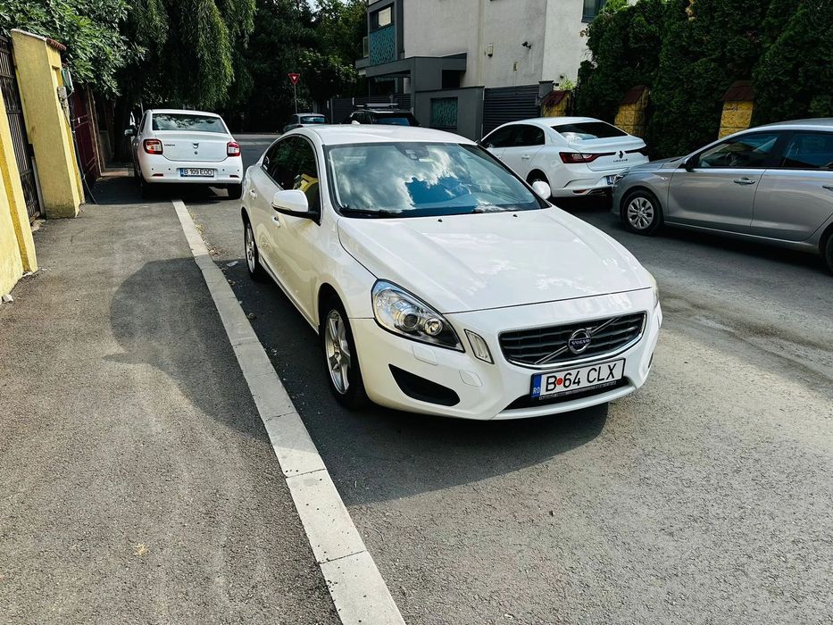 Volvo S60 Volvo S60 D5 AWD Geartronic Momentum – 215 CP, 2012 (Model 2013)