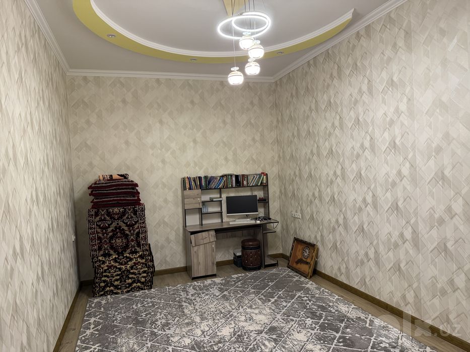 Taraqqiyda hovli sotiladi