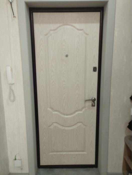 Сыртқы есік сатылады