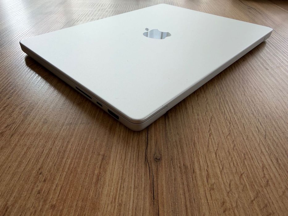 MacBook Pro 14" M4 10-CPU, 10-GPU, 16GB RAM, 512GB SSD