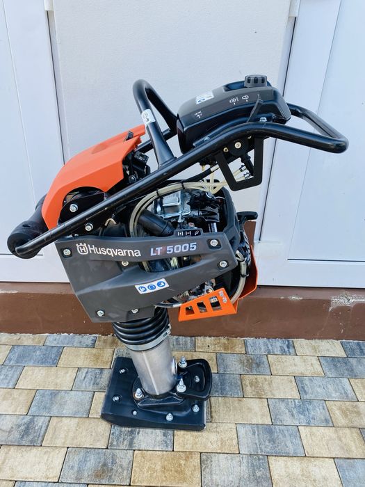Husqvarna mai compactor LT 5005
