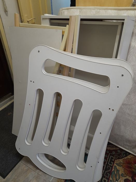 Детская кровать манеж