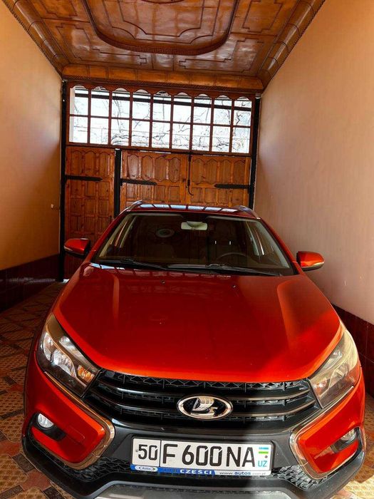 Продается Lada Vesta SW Cross