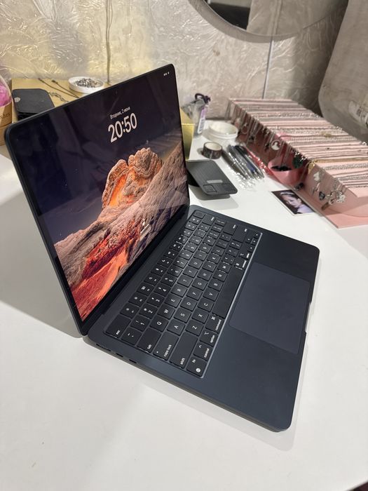 McBook Air 13 M3