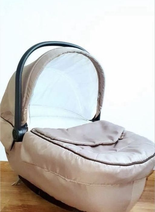 Carut integral cu Scoica , landou , mod sport carut PegPerego