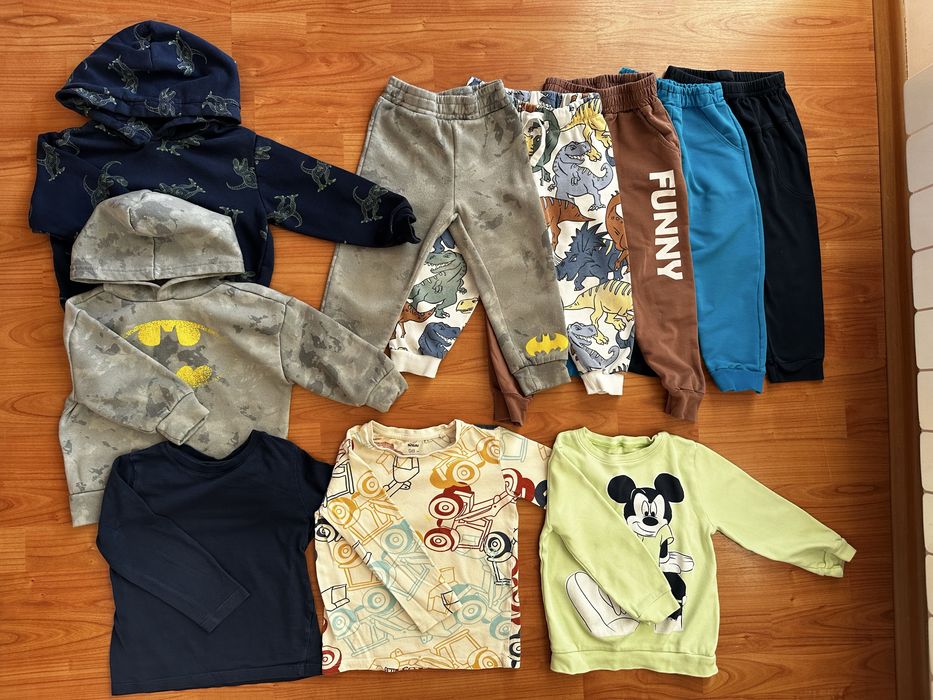 Лот момче 98/3г + подарък раничка