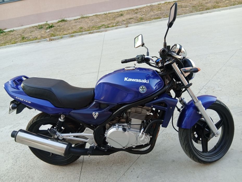 Vând Kawasaki ER 5