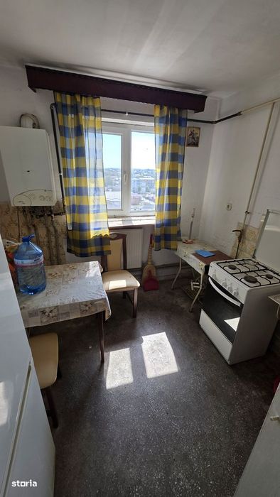 Vand ap cu 3 camere zona Scoala 5