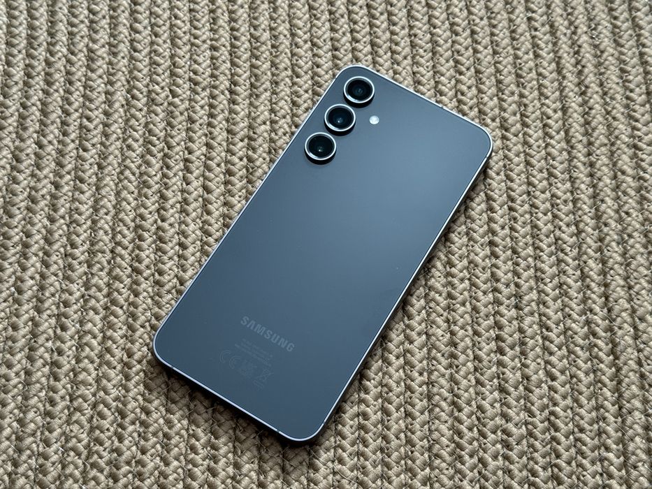 Samsung Galaxy S23 FE; Graphite; Impecabil
